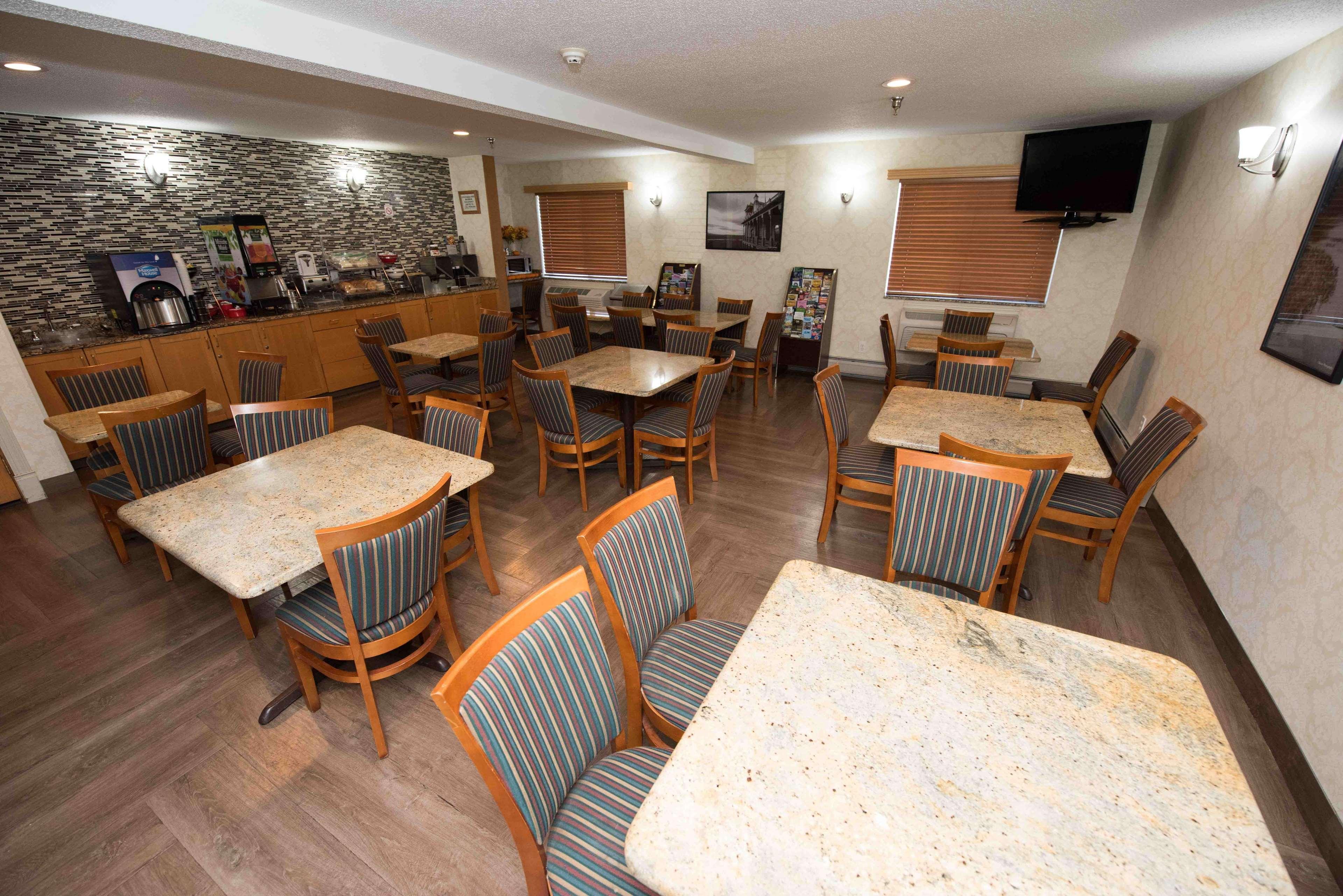 Western New Baltimore Hotel 3*