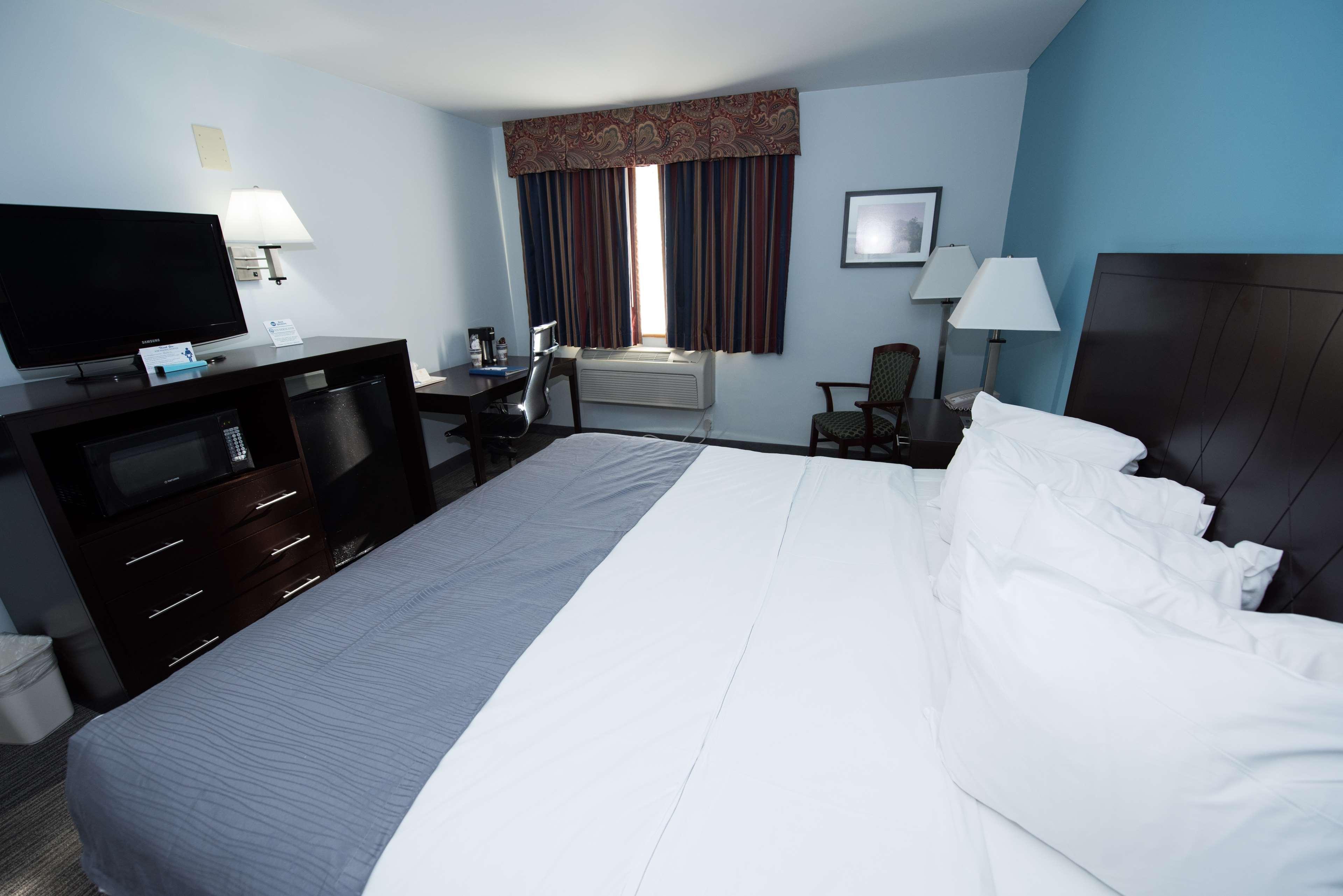 Hotel Western New Baltimore 3*