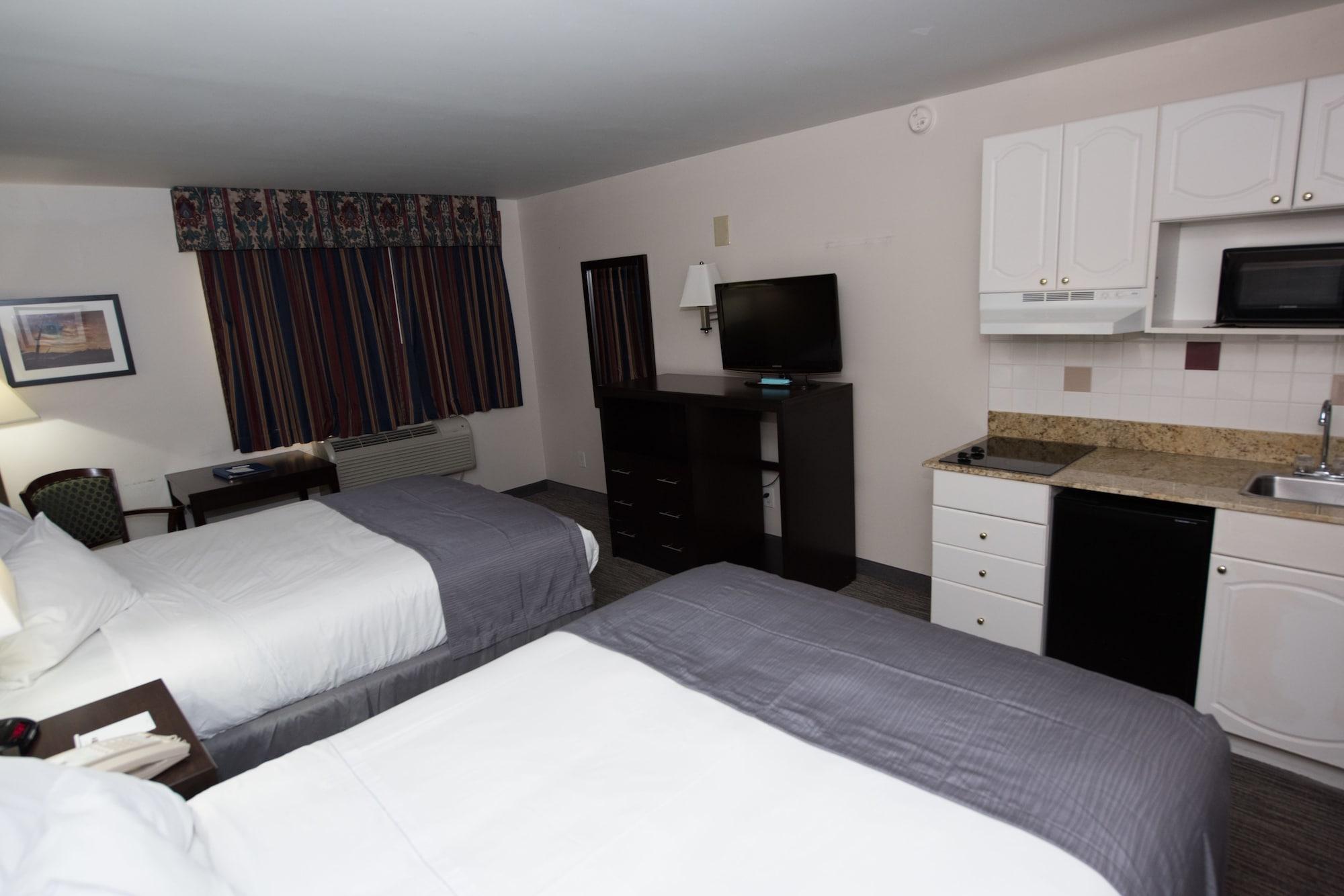 Western New Baltimore 3*